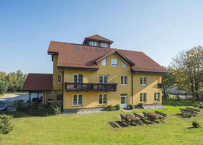 Hotel Belweder - Przy Hotelu Golebiewski